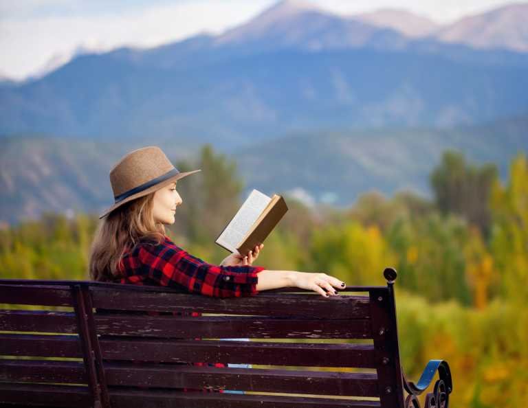 13 Inspiring Books Every Solo Female Traveler Should Read – Travel India Alone