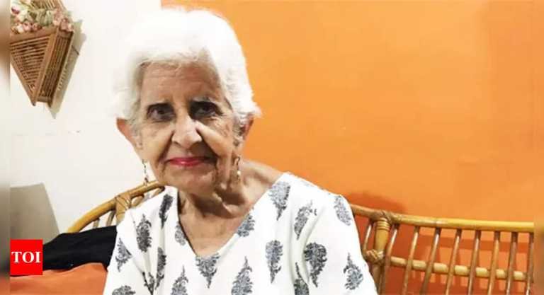 How a 90-year-old turned her ‘dream’ into a real trip to Pakistan – Times of India – Travel India Alone