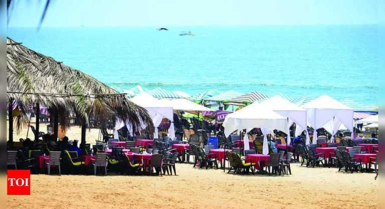 Shacks at Goa beaches wind up week earlier due to rain | Goa News – Travel India Alone