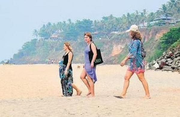 To the sands of Varkala- The New Indian Express – Travel India Alone