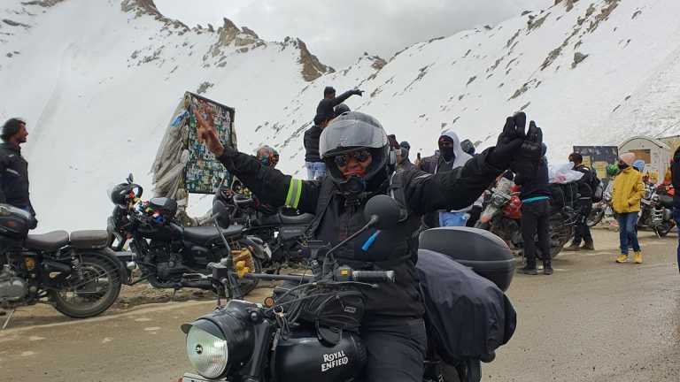 Across India on a motorcycle to spread a message – Travel India Alone