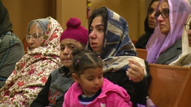 Mother, wife, children of B.C. bus crash victim travel from India to attend funeral – Travel India Alone