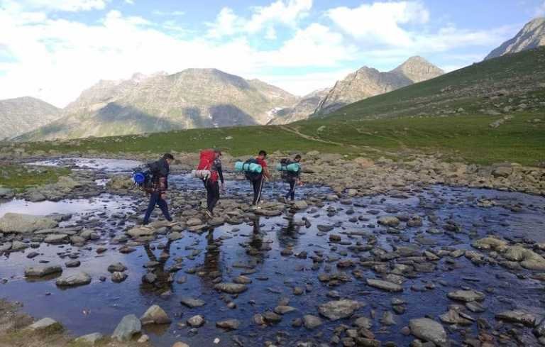 Kashmir’s once-forbidden stunning mountain trails now attract thousands – Travel India Alone